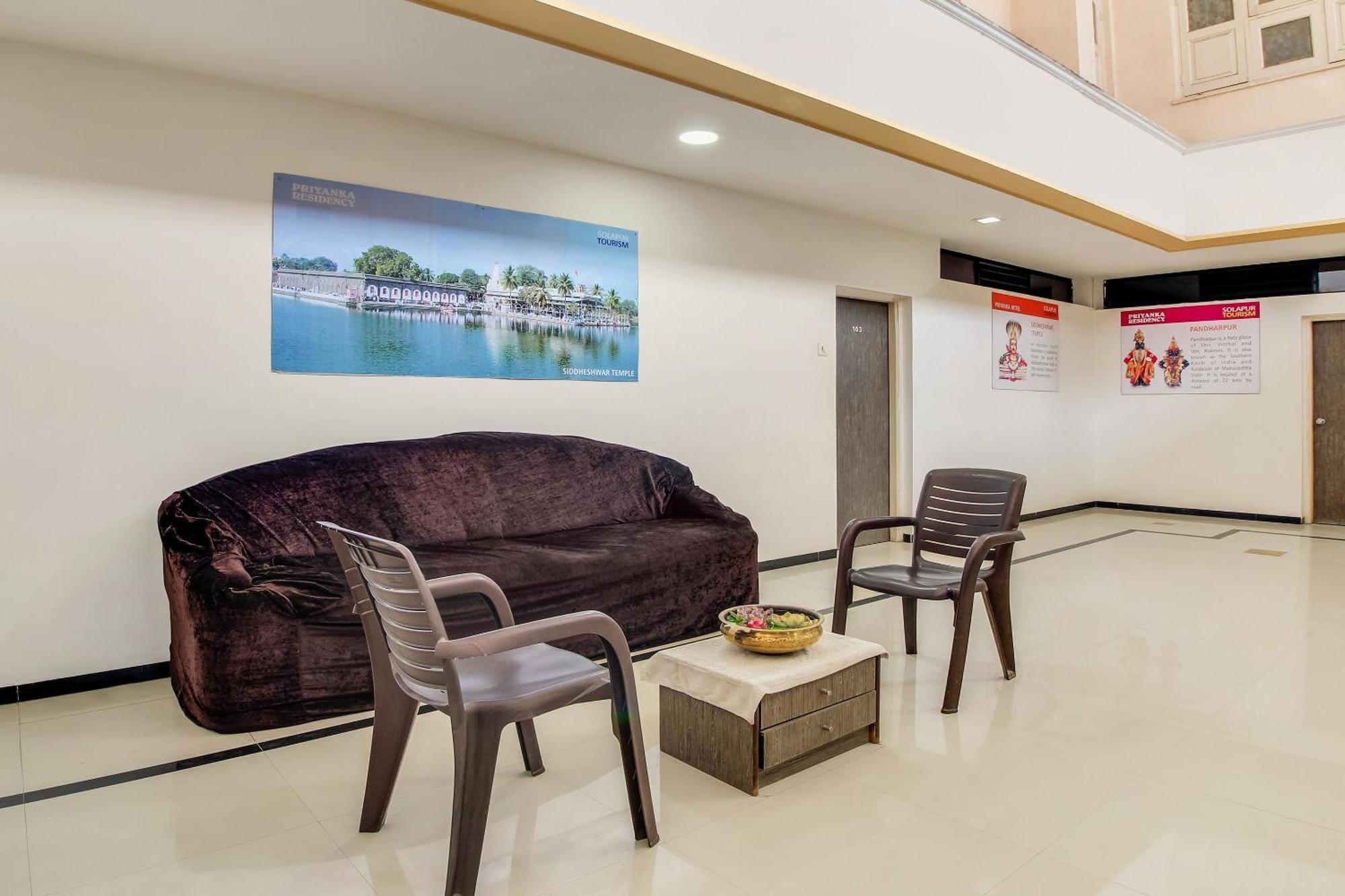 Hotel O Priyanka Residency 索拉普 外观 照片